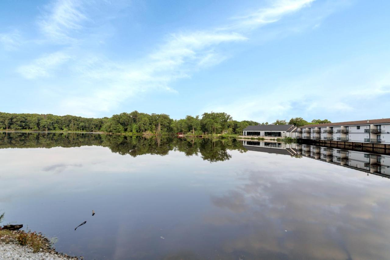 Waterbird Lakeside Inn Chesterton Esterno foto