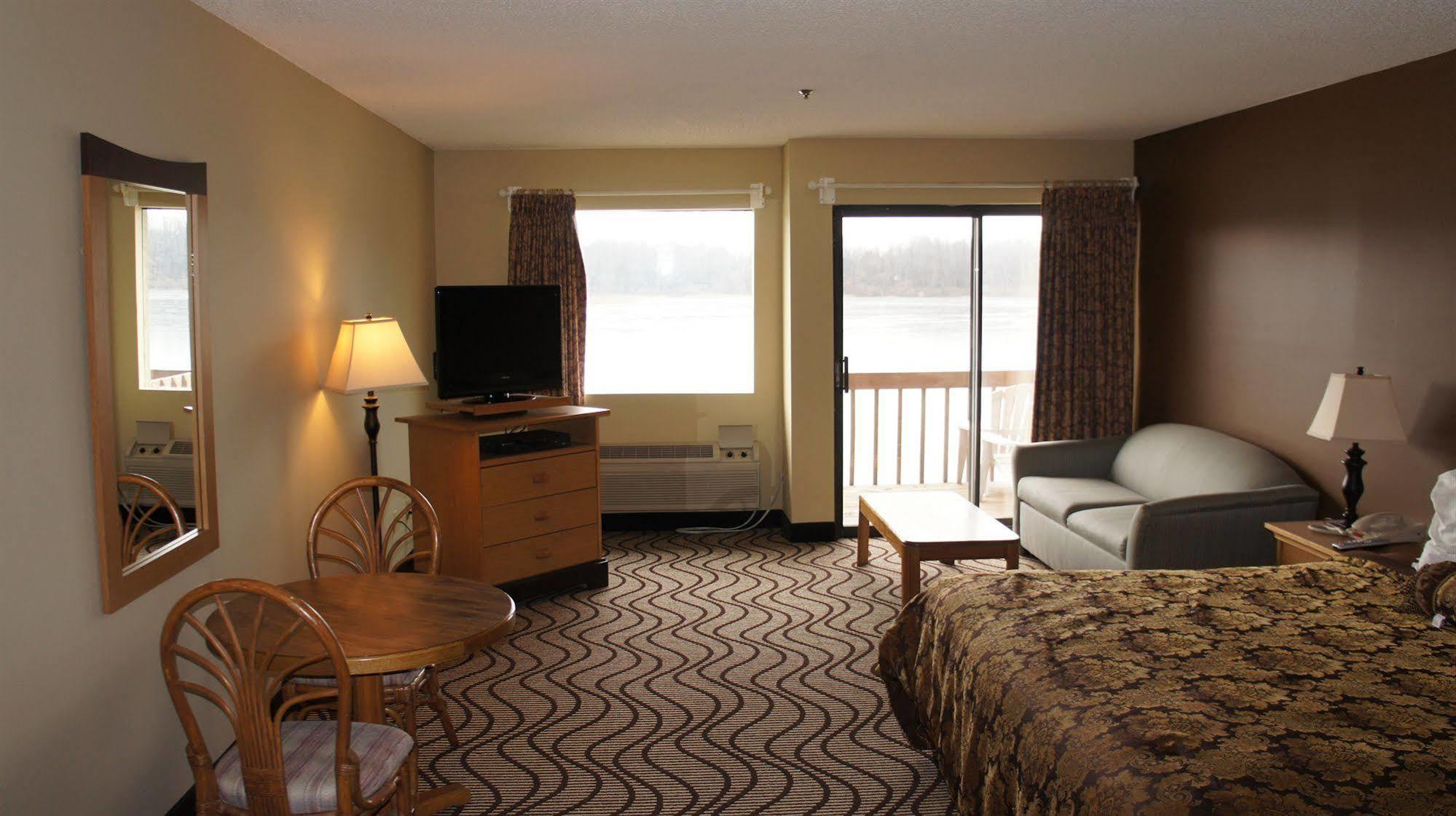 Waterbird Lakeside Inn Chesterton Esterno foto