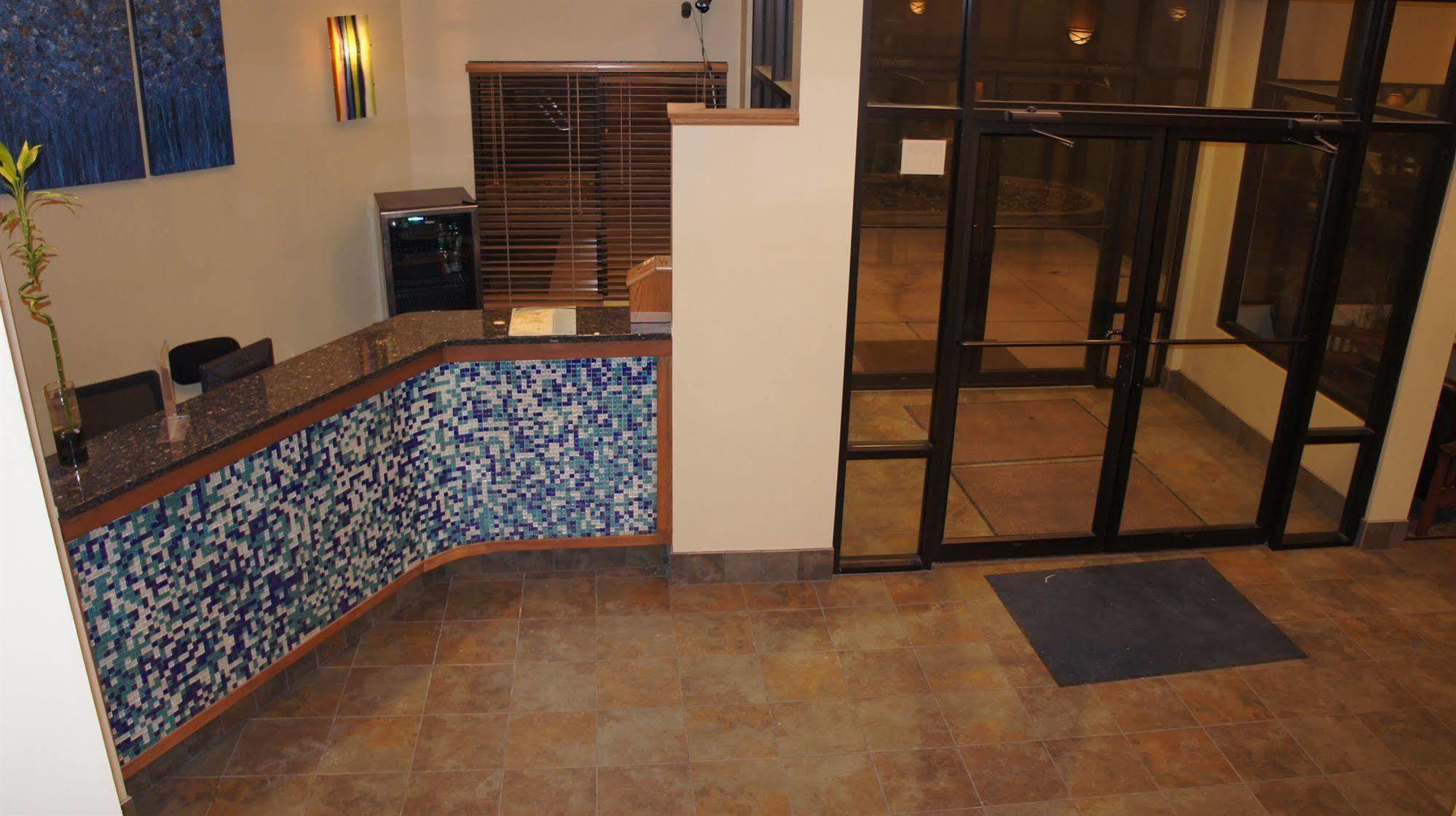 Waterbird Lakeside Inn Chesterton Esterno foto