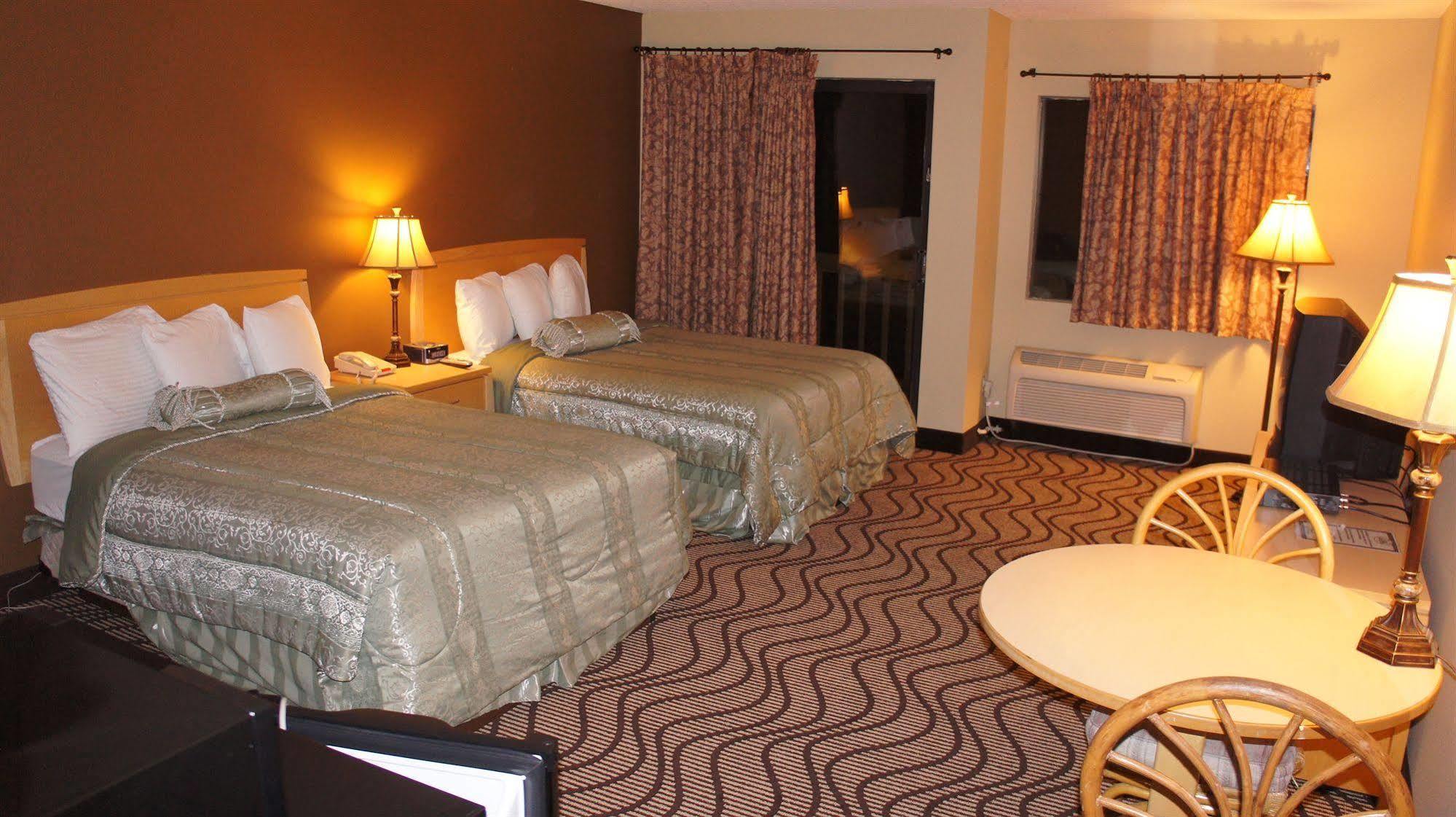 Waterbird Lakeside Inn Chesterton Esterno foto
