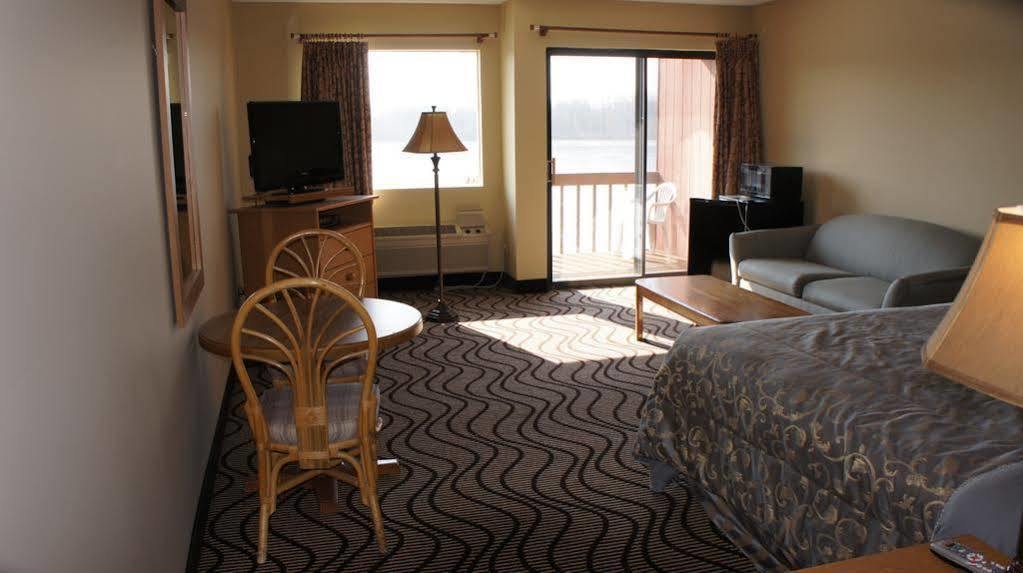 Waterbird Lakeside Inn Chesterton Esterno foto